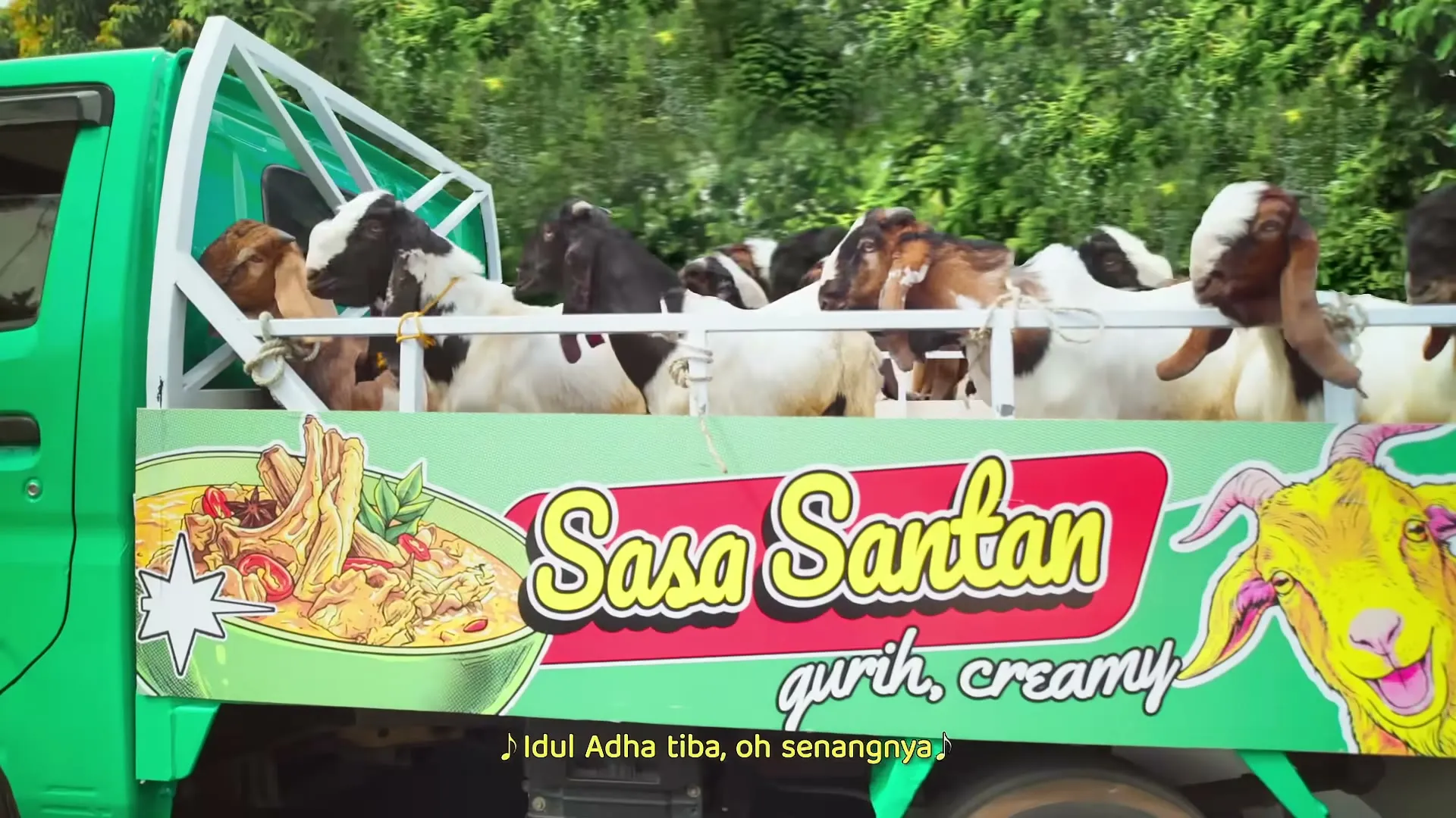 Aromanya Memikat, Sasa, still 1